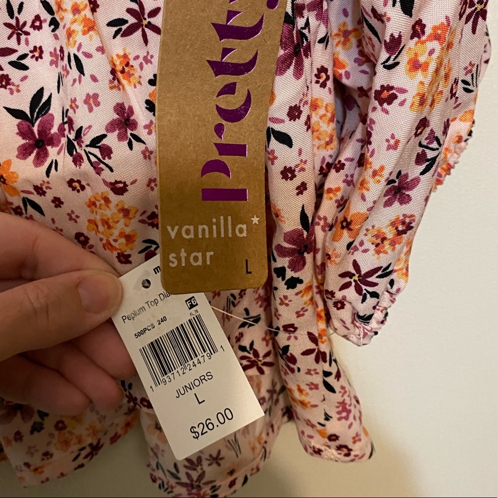 NWT Vanilla Star pink floral vneck high low blouse - Picture 5 of 7